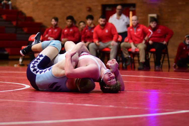 Williamsport wrestling falls to No. 1 nationally ranked Wyoming